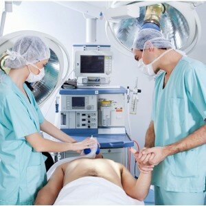 Аппараты искусственной вентиляции легких | Medcom — Медицинское оборудование, медицинская мебель и медицинские расходные материалы